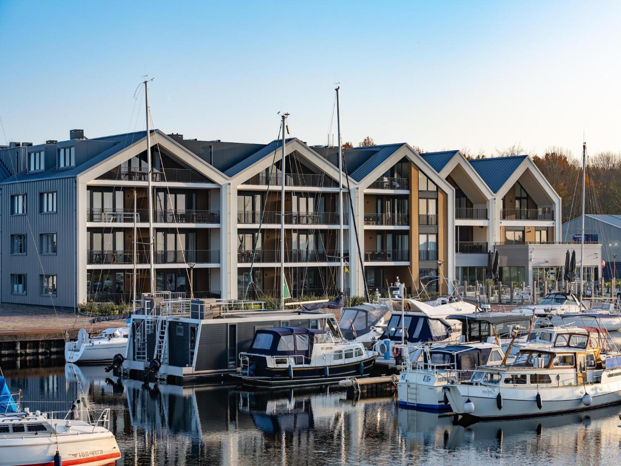 Luxury Apartment In R Sidence Marina Kamperland Pet Friendly Bagian luar foto